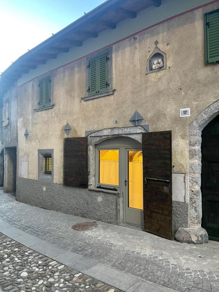 La Dimora Di Rosa E Amelia Apartman Songavazzo Kültér fotó